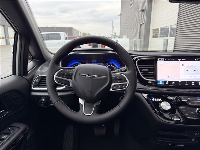 2026 Chrysler Pacifica Select (Stk: 26054) in London - Image 18 of 28