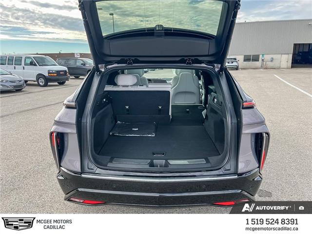 2026 Cadillac LYRIQ Luxury (Stk: 301039) in Goderich - Image 15 of 28