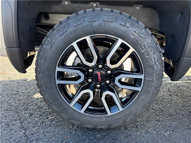 2026 GMC Sierra 1500 AT4 (Stk: 36106) in Renfrew - Image 14 of 44