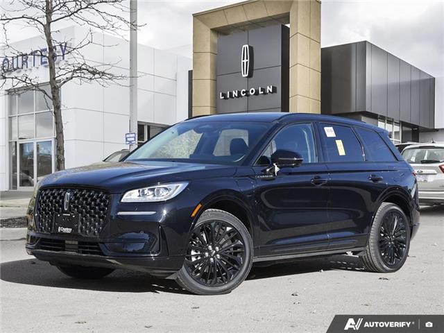 2025 Lincoln Corsair Grand Touring (Stk: P6240) in London - Image 1 of 26