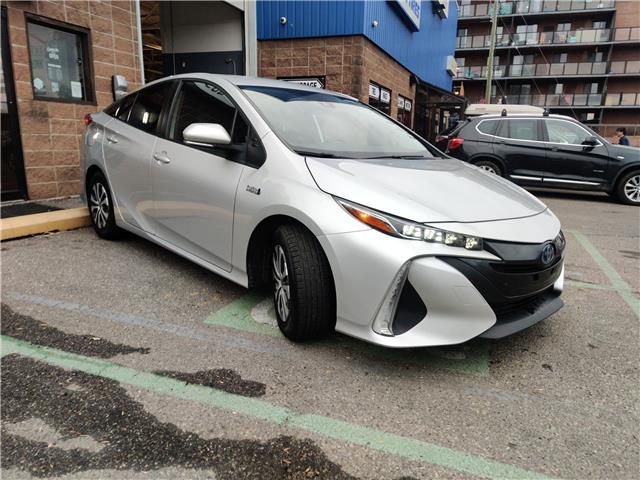2021 Toyota Prius Prime Base (Stk: R-21TOPSIL3336) in Calgary - Image 7 of 16