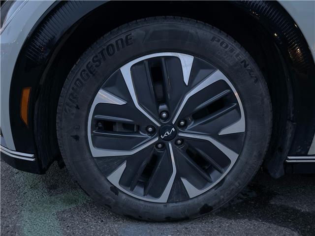 2022 Kia EV6 Long Range (Stk: R-22KIEWHI5632) in Calgary - Image 9 of 16 2022 Kia EV6 Long Range (Stk: R-22KIEWHI5632) in Calgary - Image 9 of 16