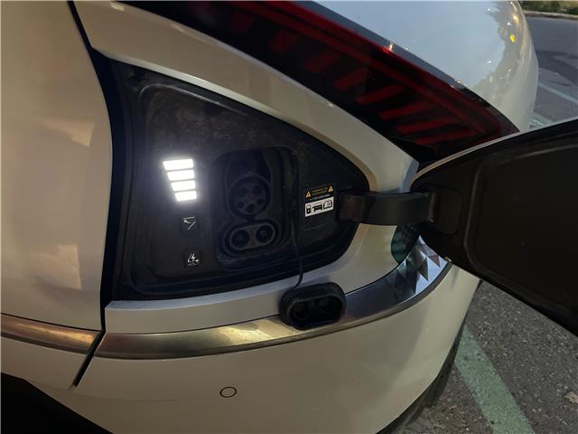 2022 Kia EV6 Long Range (Stk: R-22KIEWHI5632) in Calgary - Image 16 of 16 2022 Kia EV6 Long Range (Stk: R-22KIEWHI5632) in Calgary - Image 16 of 16