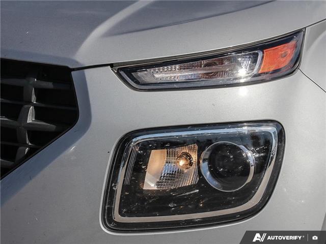 2021 Hyundai Venue Essential w/Two-Tone (Stk: 99388) in London - Image 9 of 25