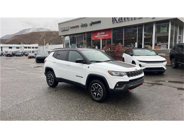 2026 Jeep Compass Trailhawk (Stk: TT019) in Kamloops - Image 2 of 23