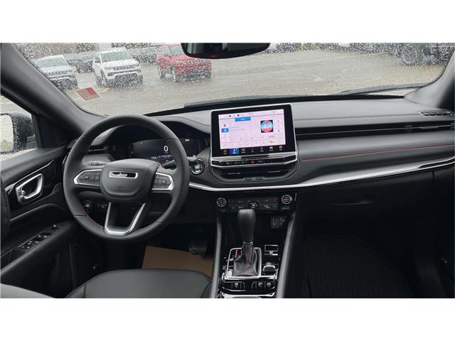 2026 Jeep Compass Trailhawk (Stk: TT019) in Kamloops - Image 13 of 23