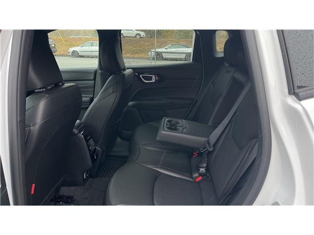 2026 Jeep Compass Trailhawk (Stk: TT019) in Kamloops - Image 14 of 23