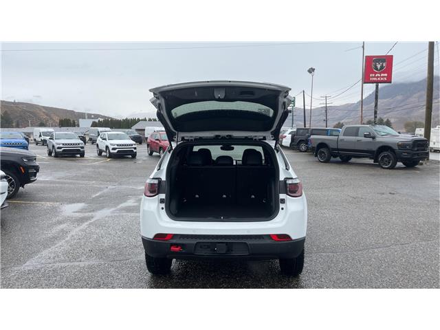 2026 Jeep Compass Trailhawk (Stk: TT019) in Kamloops - Image 15 of 23