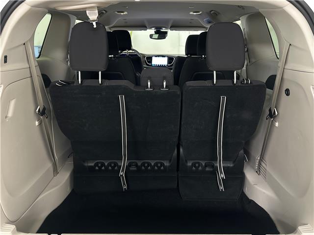 2024 Chrysler Grand Caravan SXT (Stk: 43081J) in Belleville - Image 8 of 31