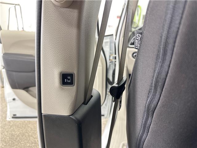 2024 Chrysler Grand Caravan SXT (Stk: 43081J) in Belleville - Image 18 of 31