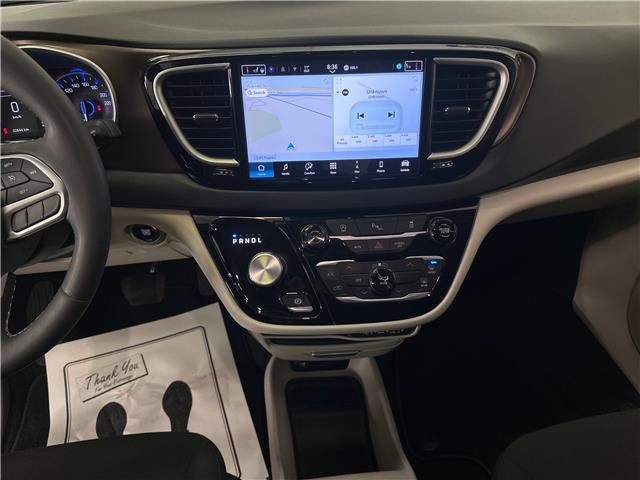 2024 Chrysler Grand Caravan SXT (Stk: 43081J) in Belleville - Image 22 of 31