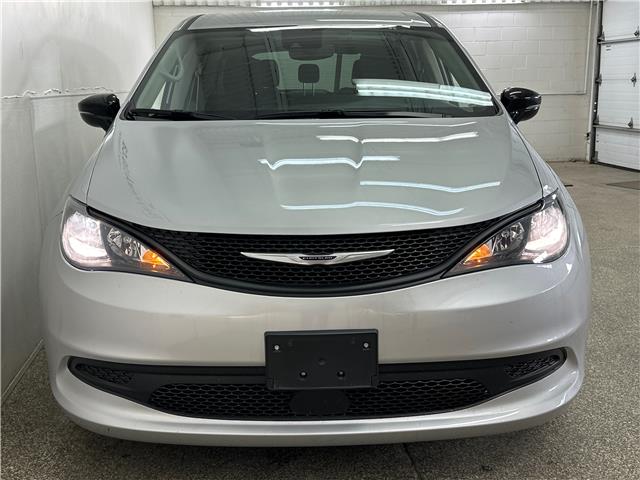 2024 Chrysler Grand Caravan SXT (Stk: 43066J) in Belleville - Image 2 of 27