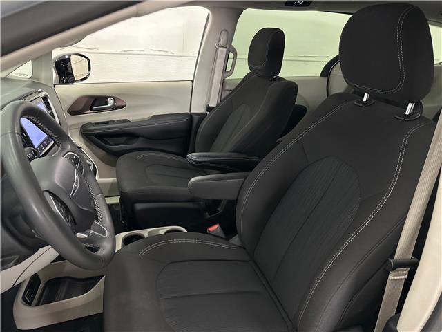 2024 Chrysler Grand Caravan SXT (Stk: 43066J) in Belleville - Image 14 of 27