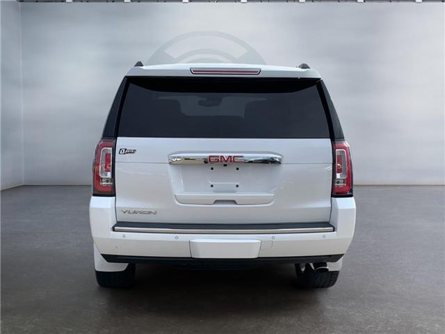 2016 GMC Yukon Denali (Stk: 351139) in Medicine Hat - Image 4 of 16