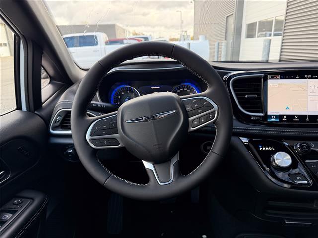 2026 Chrysler Pacifica Select (Stk: 26055) in London - Image 20 of 32