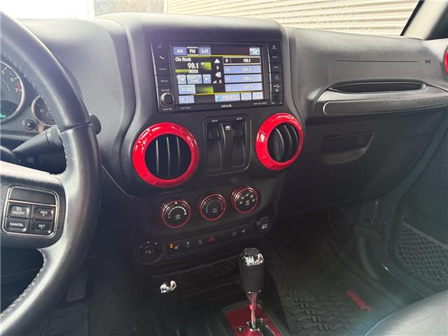 2017 Jeep Wrangler Rubicon (Stk: U11025) in London - Image 14 of 18