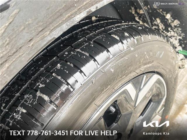 2024 Kia Niro EV Wave w/Snow White Pearl & Grey Exterior (Stk: 4N0110) in Kamloops - Image 7 of 24