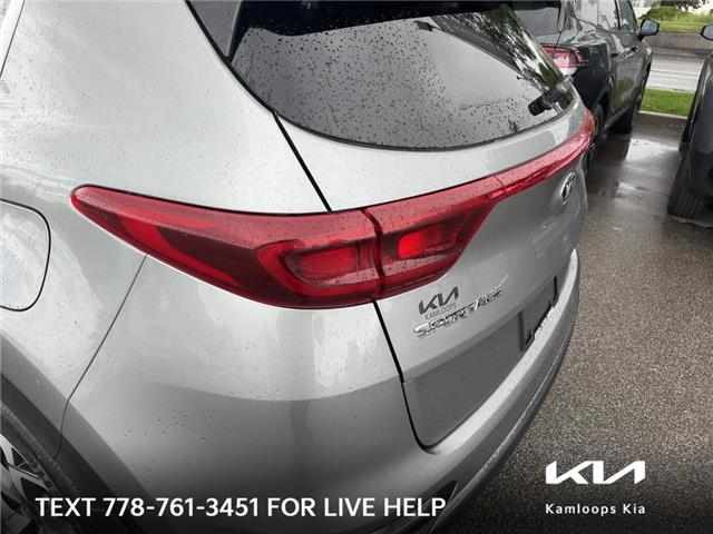 2020 Kia Sportage LX (Stk: 5L0280A) in Kamloops - Image 8 of 22