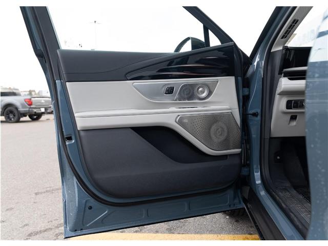 2026 Lincoln Nautilus Reserve (Stk: T-696) in Calgary - Image 10 of 21