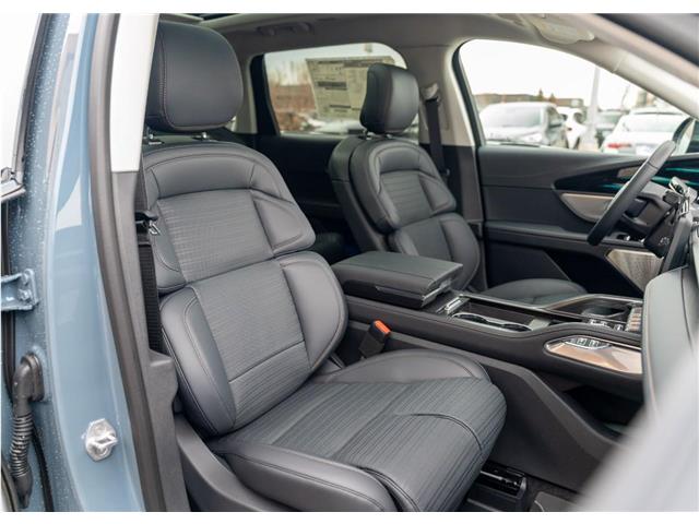 2026 Lincoln Nautilus Reserve (Stk: T-697) in Calgary - Image 19 of 21 2026 Lincoln Nautilus Reserve (Stk: T-697) in Calgary - Image 19 of 21