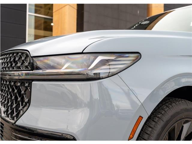 2025 Lincoln Navigator Reserve (Stk: S-2183) in Calgary - Image 9 of 24