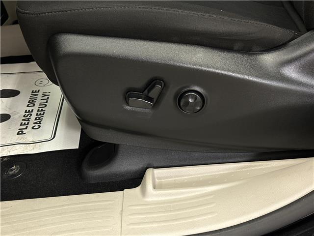 2024 Chrysler Grand Caravan SXT (Stk: 43067J) in Belleville - Image 16 of 26