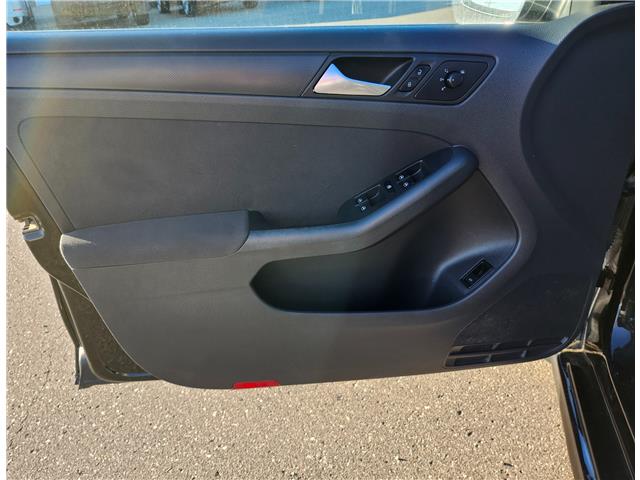 2012 Volkswagen Jetta 2.0 TDI Comfortline (Stk: JB18122) in Brandon - Image 9 of 20