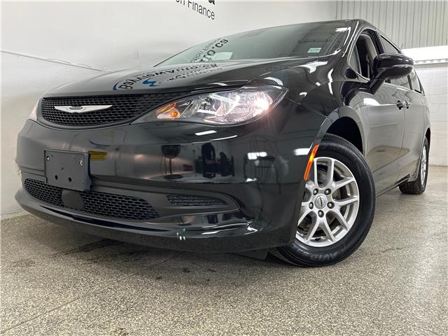 2024 Chrysler Grand Caravan SXT (Stk: 43067J) in Belleville - Image 3 of 26