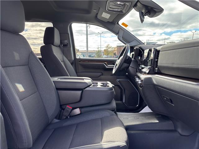 2026 GMC Sierra 1500 SLE (Stk: 26137) in Temiskaming Shores - Image 13 of 16