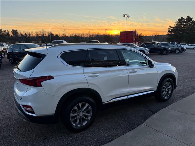 2020 Hyundai Santa Fe Essential 2.4 (Stk: 24614) in Pembroke - Image 9 of 24