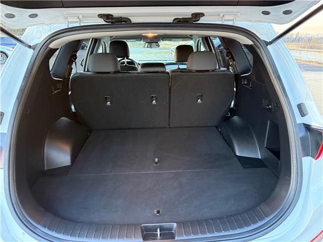 2020 Hyundai Santa Fe Essential 2.4 (Stk: 24614) in Pembroke - Image 14 of 24