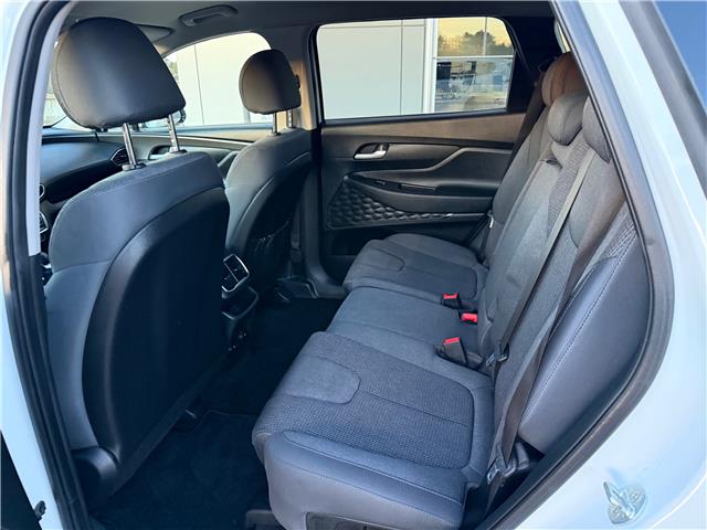 2020 Hyundai Santa Fe Essential 2.4 (Stk: 24614) in Pembroke - Image 15 of 24