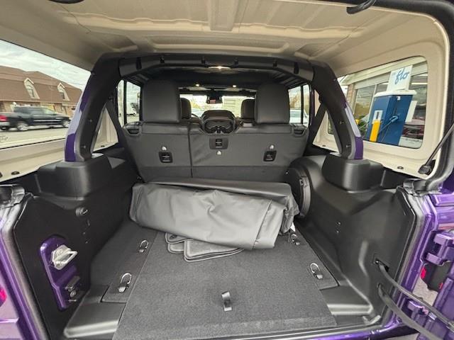 2026 Jeep Wrangler Sahara (Stk: 7460) in Fort Erie - Image 10 of 12