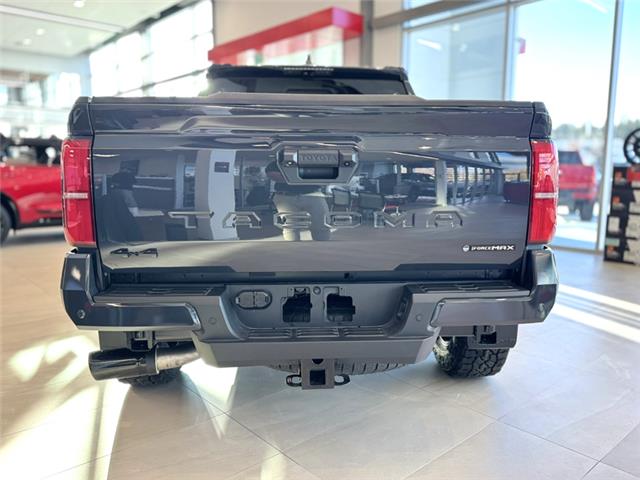 2025 Toyota Tacoma Hybrid Base (Stk: T043487) in Cranbrook - Image 4 of 22
