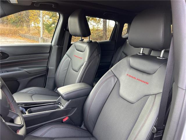 2026 Jeep Compass Trailhawk (Stk: 26-0015) in Toronto - Image 6 of 16