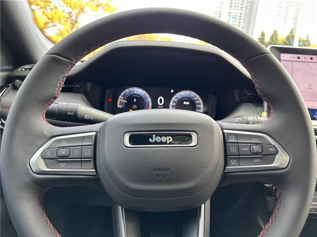 2026 Jeep Compass Trailhawk (Stk: 26-0015) in Toronto - Image 11 of 16