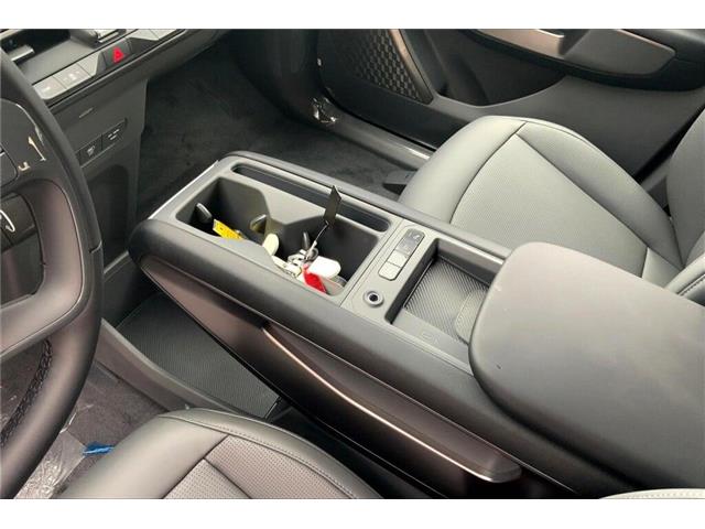 2026 Kia EV9 Land (Stk: TEV99158) in Sherwood Park - Image 7 of 14