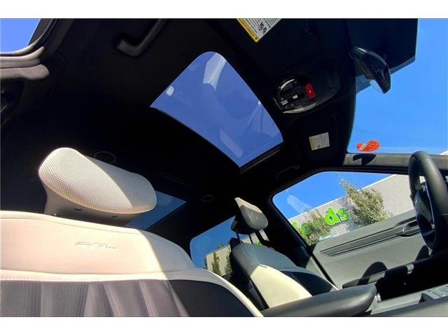 2026 Kia EV9 Land w/GT-Line (Stk: TEV91294) in Sherwood Park - Image 12 of 14