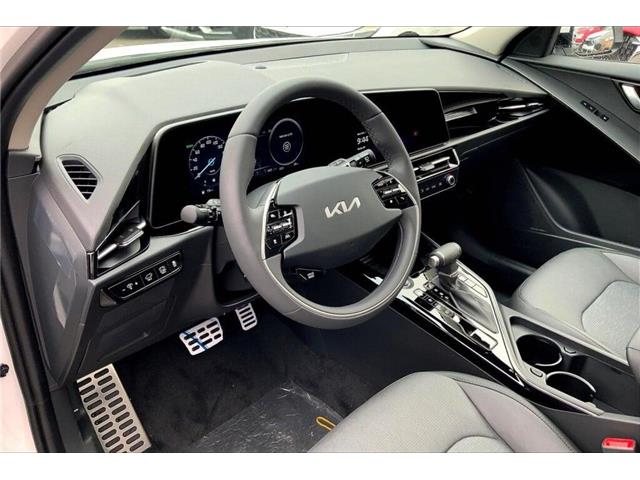 2026 Kia Niro SX (Stk: TNR2476) in Sherwood Park - Image 8 of 14