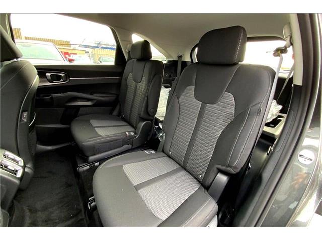 2026 Kia Sorento Plug-In Hybrid LX (Stk: TSR8931) in Sherwood Park - Image 10 of 13