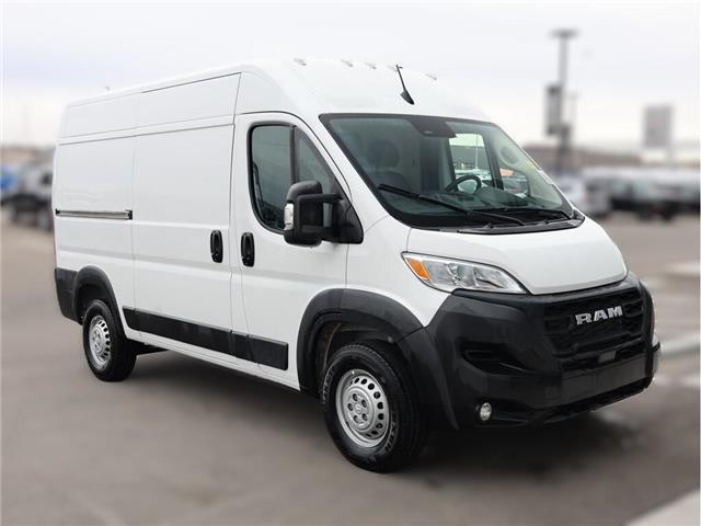 2025 RAM ProMaster 2500 High Roof (Stk: 25T241) in Calgary - Image 3 of 16 2025 RAM ProMaster 2500 High Roof (Stk: 25T241) in Calgary - Image 3 of 16