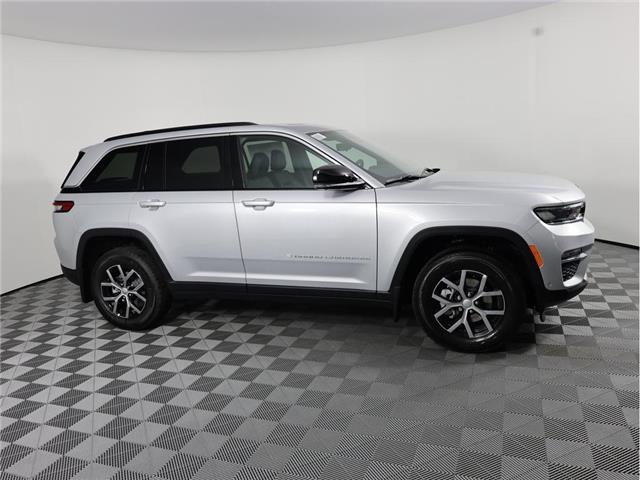 2025 Jeep Grand Cherokee Limited (Stk: 25J248) in Calgary - Image 5 of 19