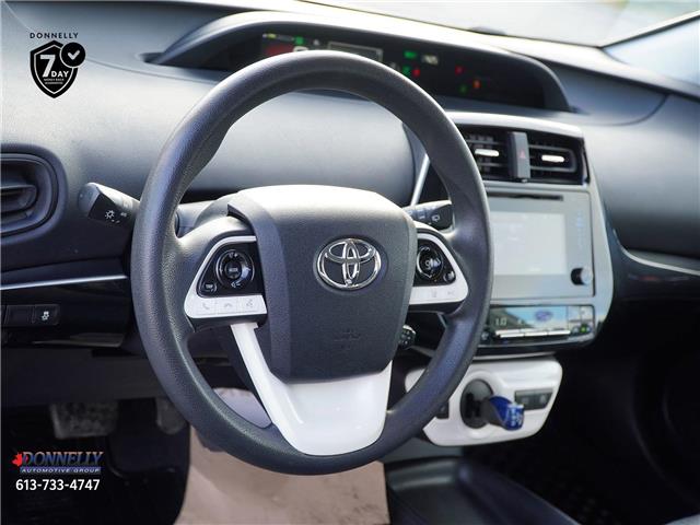 2017 Toyota Prius Touring (Stk: KA142A) in Ottawa - Image 12 of 23