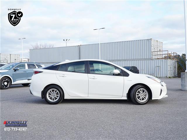 2017 Toyota Prius Touring (Stk: KA142A) in Kanata - Image 2 of 23