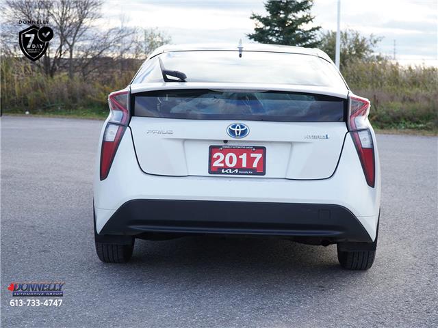 2017 Toyota Prius Touring (Stk: KA142A) in Kanata - Image 4 of 23