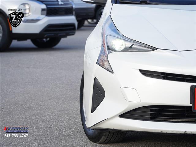 2017 Toyota Prius Touring (Stk: KA142A) in Kanata - Image 8 of 23