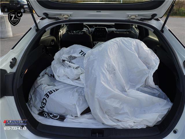 2017 Toyota Prius Touring (Stk: KA142A) in Kanata - Image 11 of 23