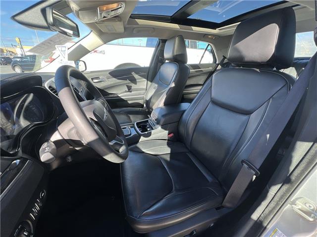2023 Chrysler 300 Touring-L (Stk: 25634) in Sudbury - Image 11 of 26