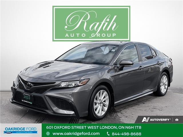 2023 Toyota Camry SE (Stk: U16540) in London - Image 1 of 29