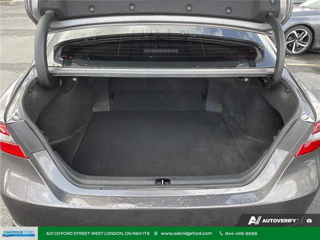 2023 Toyota Camry SE (Stk: U16540) in London - Image 15 of 29 2023 Toyota Camry SE (Stk: U16540) in London - Image 15 of 29